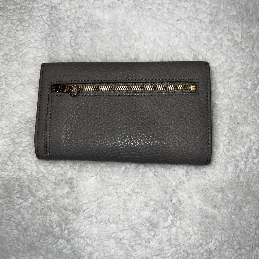 Grey Chloe Wallet With Tons Of Space! - image 3
